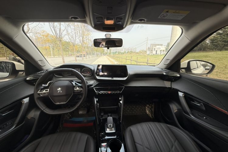 Used Peugeot 2008 2022 230THP THE ONE Interior 1