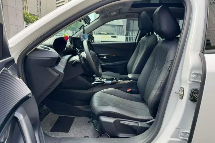 Used Peugeot 2008 2022 230THP THE ONE Interior 1