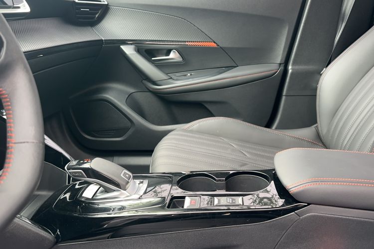 Used Peugeot 2008 2022 230THP THE ONE Interior 3