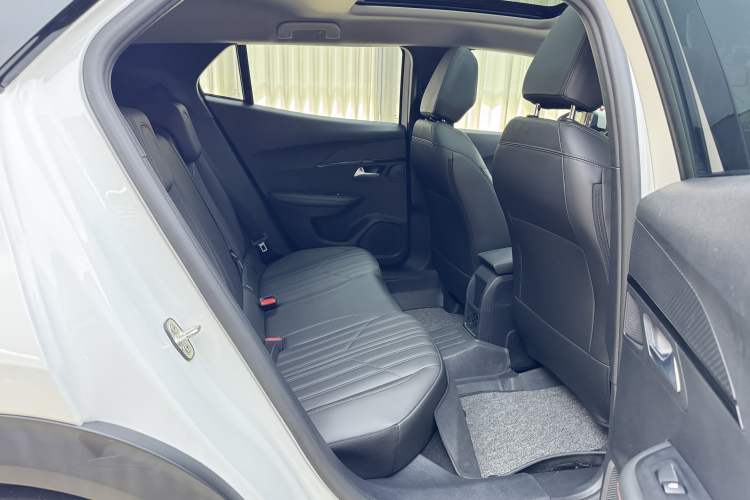 Used Peugeot 2008 2022 230THP THE ONE Interior 5