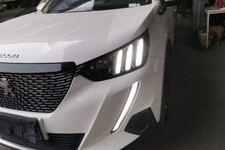 Used Peugeot 2008 2022 230THP THE ONE Left Front Headlight