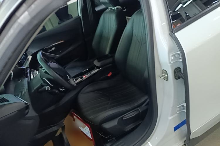 Used Peugeot 2008 2022 230THP THE ONE Left Front Seat