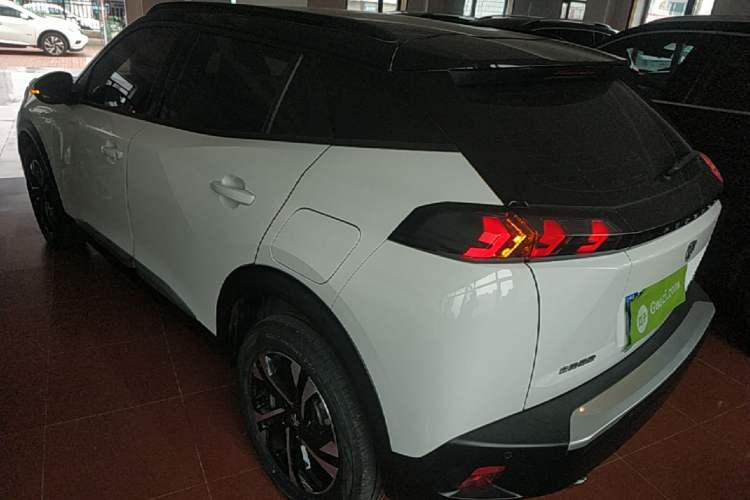 Used Peugeot 2008 2022 230THP THE ONE Rear Left 45 Deg