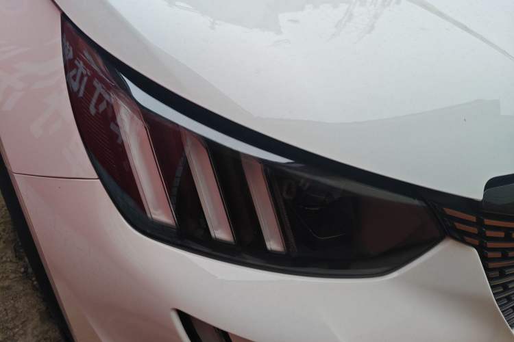 Used Peugeot 2008 2022 230THP THE ONE Right Front Headlight