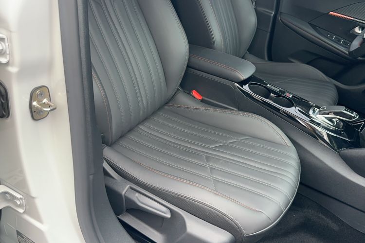 Used Peugeot 2008 2022 230THP THE ONE Right Front Seat