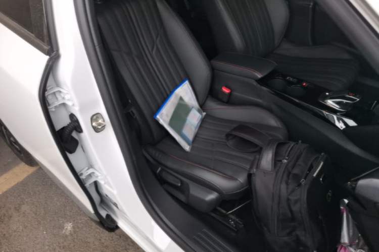 Used Peugeot 2008 2022 230THP THE ONE Right Front Seat