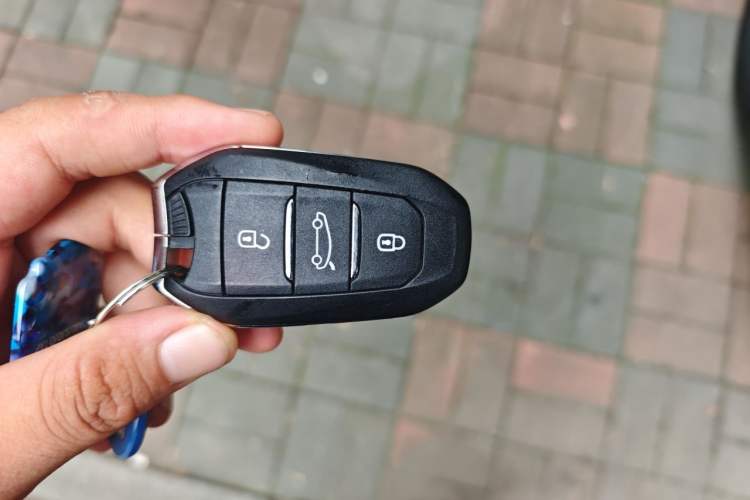 Used Peugeot 2008 2022 230THP THE ONE Vehicle Key