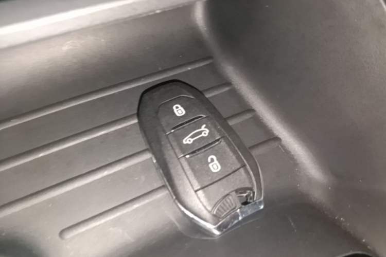 Used Peugeot 2008 2022 230THP THE ONE Vehicle Key