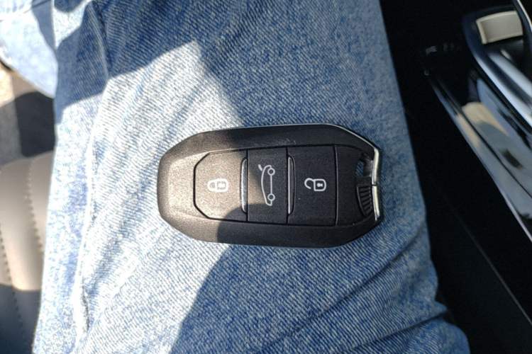 Used Peugeot 2008 2022 230THP THE ONE Vehicle Key