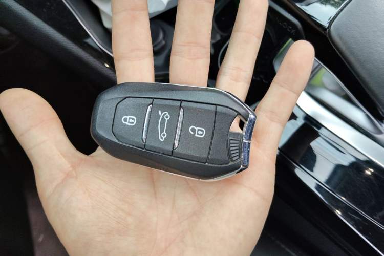 Used Peugeot 2008 2022 230THP THE ONE Vehicle Key