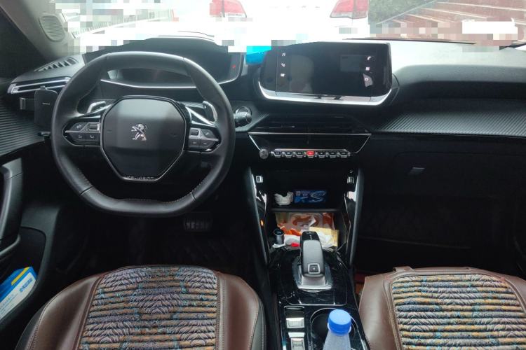 Used Peugeot 2008 2022 230THP THE ONE Center Console