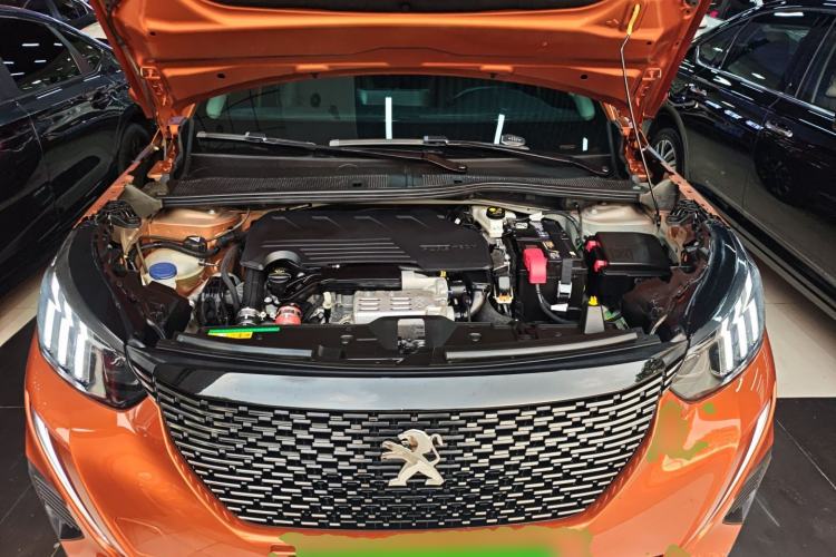 Used Peugeot 2008 2022 230THP THE ONE Engine Bay