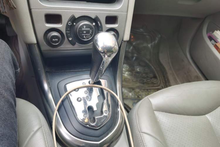 Used Peugeot 2009 1.6T SW Luxury Model Gear Lever