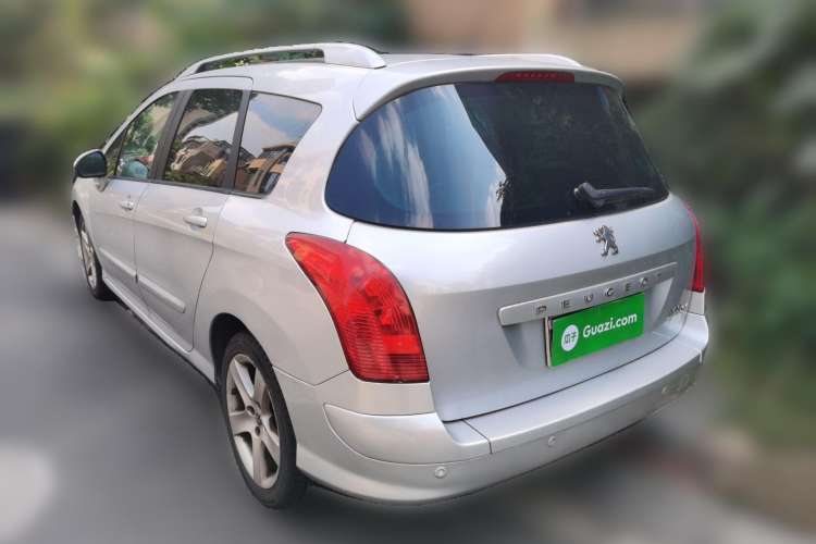 Used Peugeot 2009 1.6T SW Luxury Model Rear Left 45 Deg