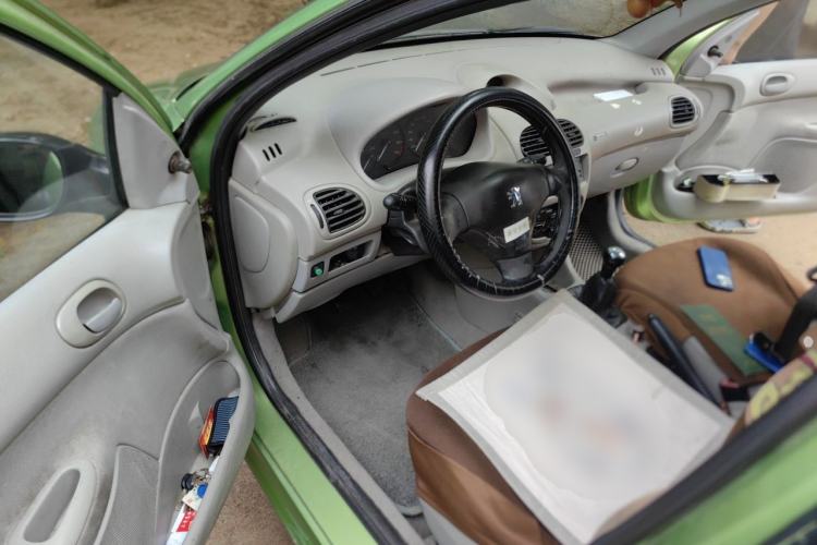 Used Peugeot 206 2006 1.4L Manual Fashion Edition Driver Seat