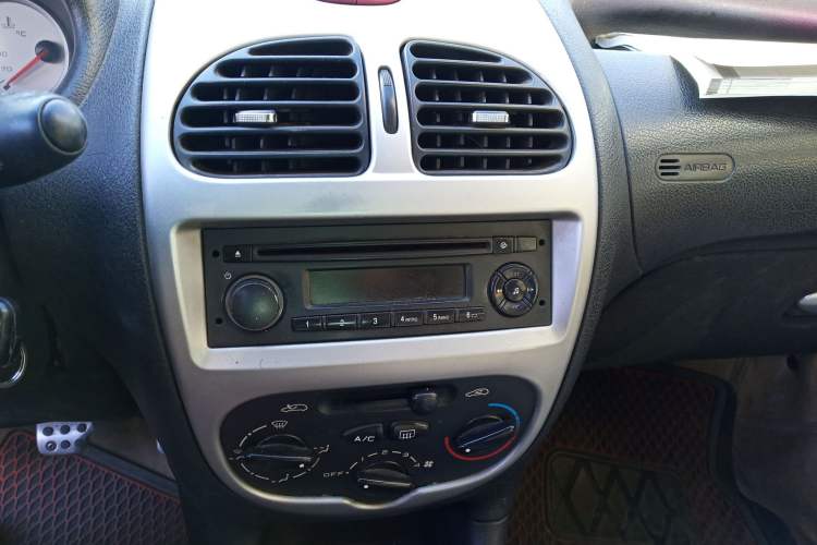 Used Peugeot 206 2007 1.6L Manual Thrill Edition Audio And AC Panel