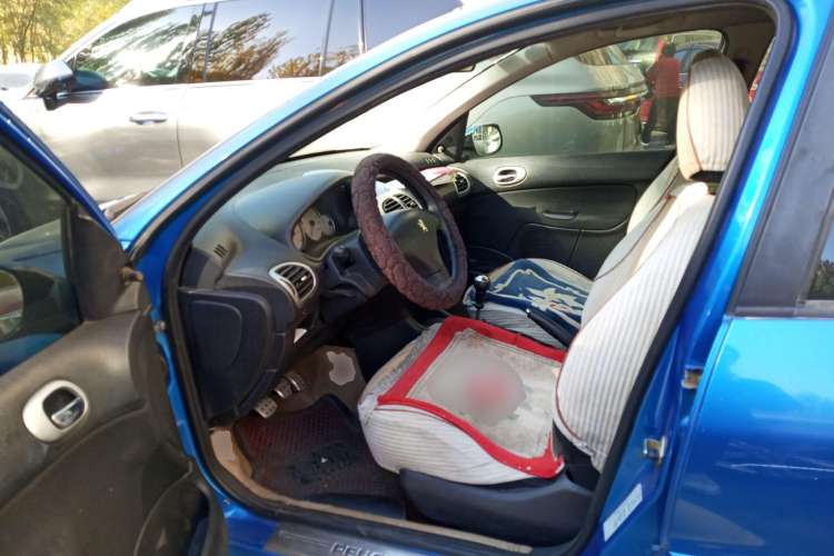Used Peugeot 206 2007 1.6L Manual Thrill Edition Driver Seat