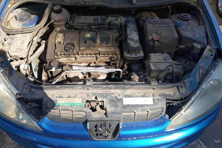 Used Peugeot 206 2007 1.6L Manual Thrill Edition Engine Bay