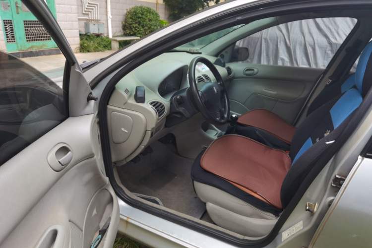 Used Peugeot 206 2007 1.4L Manual Thrill Edition Driver Seat