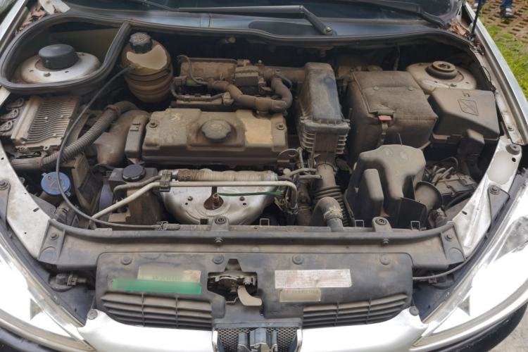 Used Peugeot 206 2007 1.4L Manual Thrill Edition Engine Bay