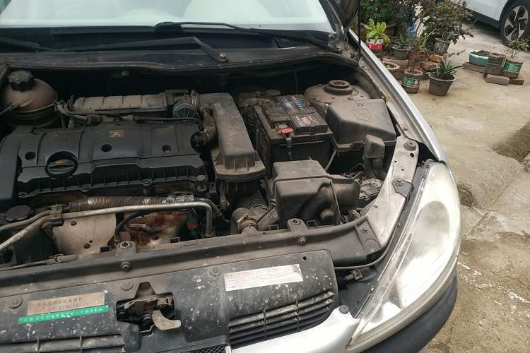 Used Peugeot 206 2007 1.6L Automatic Active Version Engine Bay Left