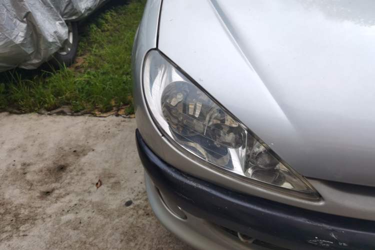 Used Peugeot 206 2007 1.4L Manual Thrill Edition Right Front Headlight