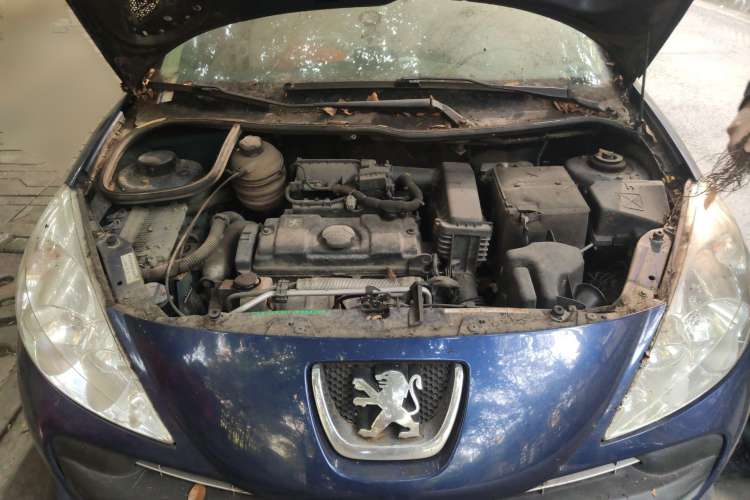 Used Peugeot 207 2009 2-Door Hatchback 1.4L Manual Yule Edition Engine Bay