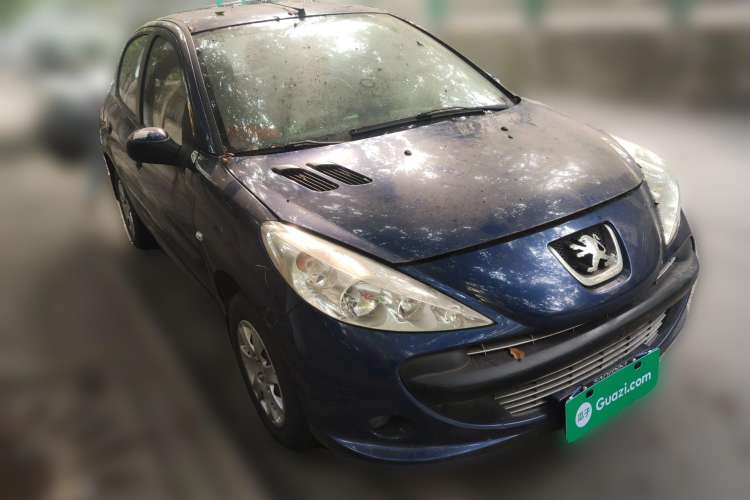 Used Peugeot 207 2009 2-Door Hatchback 1.4L Manual Yule Edition Front Right 45 Deg