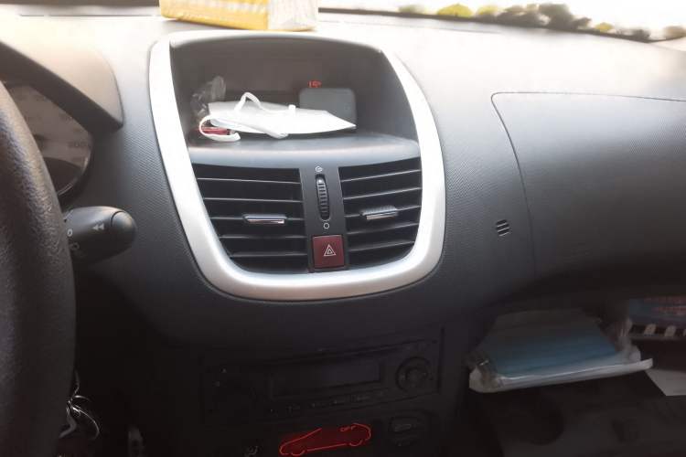 Used Peugeot 207 2010 Hatchback 1.6L Manual Prestige Edition Audio And AC Panel