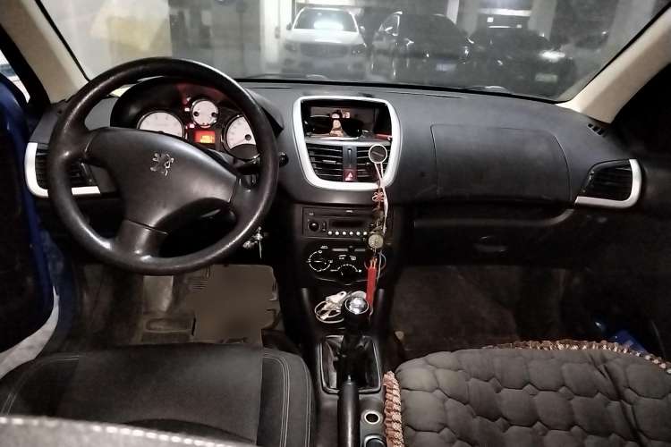 Used Peugeot 207 2010 Hatchback 1.4L Manual Yule Edition Center Console