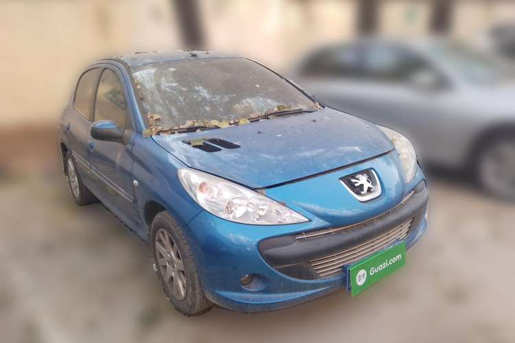 Used Peugeot 207 2010 Hatchback 1.6L Manual Prestige Edition Front Right 45 Deg