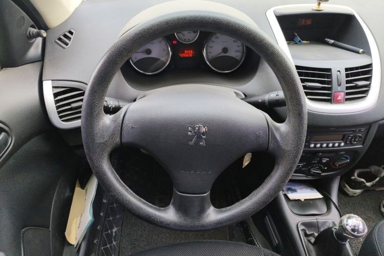 Used Peugeot 207 2010 Sedan 1.4L Manual Yule Edition Steering Wheel
