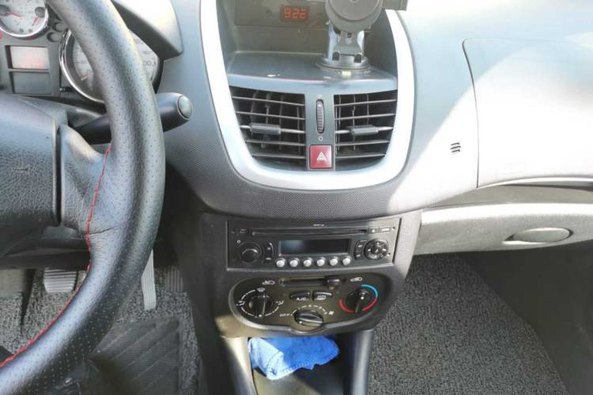 Used Peugeot 207 2010 Hatchback 1.4L Manual Yule Edition Audio And AC Panel