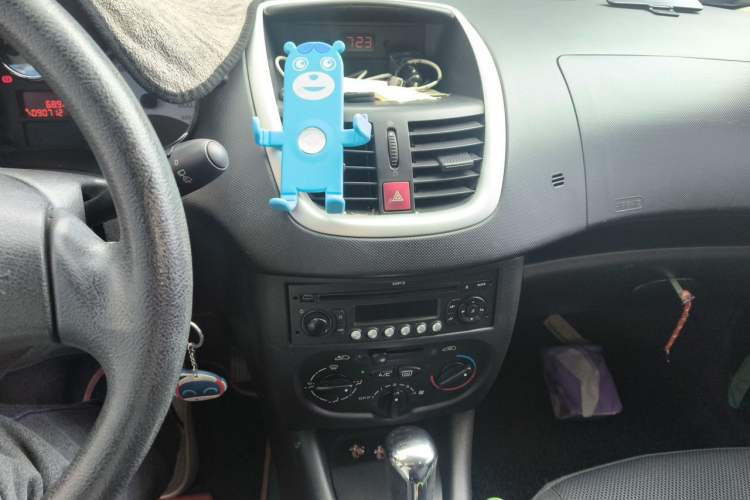 Used Peugeot 207 2010 Hatchback 1.6L Automatic Yule Edition Audio And AC Panel