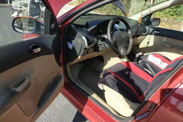 Used Peugeot 207 2010 Hatchback 1.4L Manual Prestige Edition Driver Seat