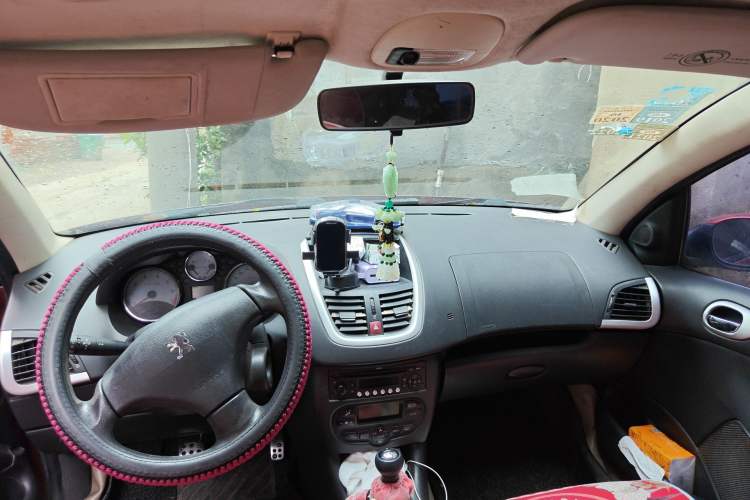 Used Peugeot 207 2010 Hatchback 1.4L Manual Yule Edition Headliner