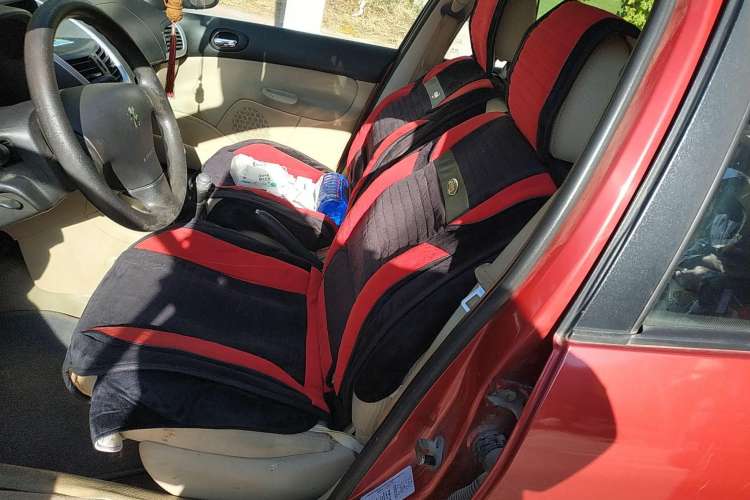 Used Peugeot 207 2010 Hatchback 1.4L Manual Prestige Edition Left Front Seat