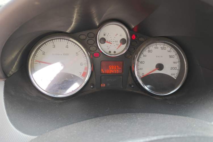 Used Peugeot 207 2010 Hatchback 1.4L Manual Yule Edition Odometer Close Up