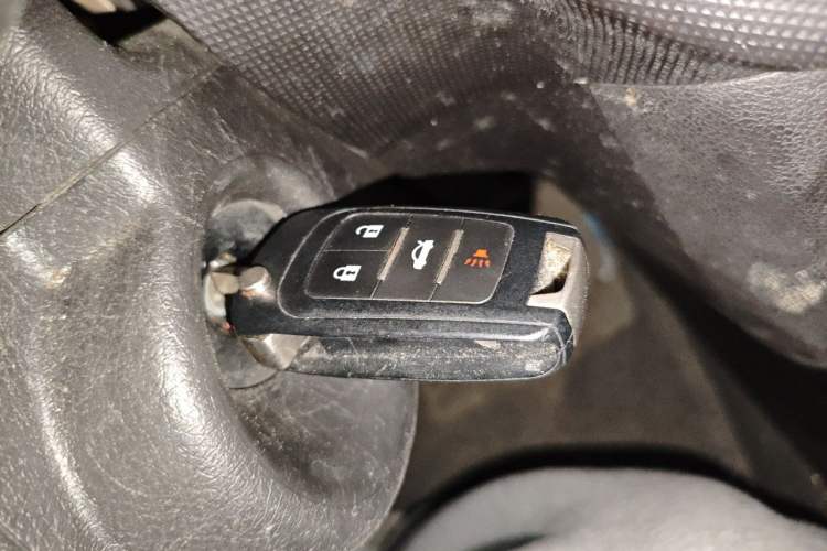 Used Peugeot 207 2010 Hatchback 1.4L Manual Prestige Edition Vehicle Key
