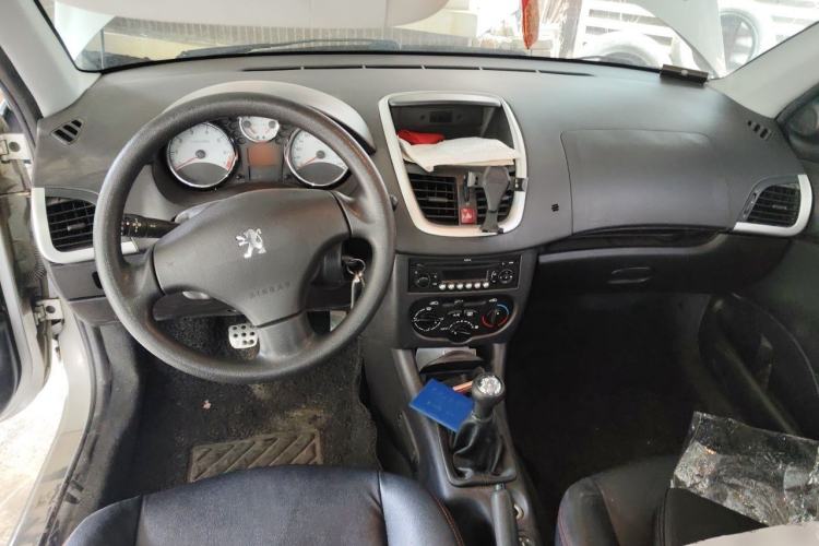Used Peugeot 207 2010 Hatchback 1.4L Manual Yule Edition Center Console