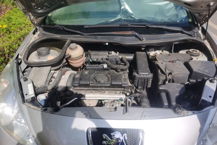 Used Peugeot 207 2010 Hatchback 1.4L Manual Yule Edition Engine Bay