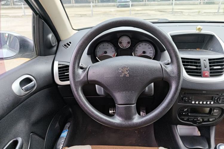 Used Peugeot 207 2010 Sedan 1.4L Manual Enjoy Edition Steering Wheel