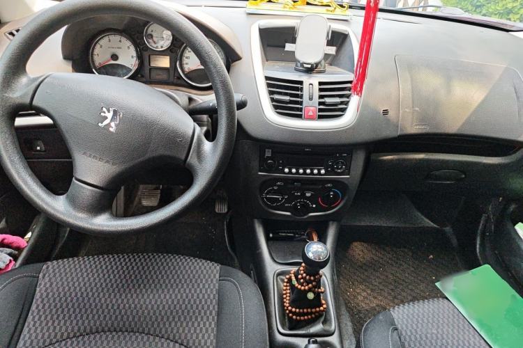 Used Peugeot 207 2011 Sedan 1.4L Manual Yule Edition Center Console