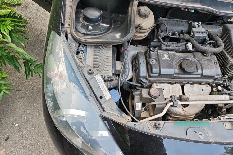 Used Peugeot 207 2011 Sedan 1.4L Manual Yule Edition Engine Bay Right