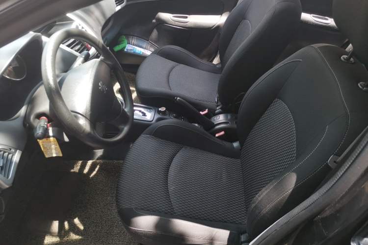 Used Peugeot 207 2011 Sedan 1.6L Automatic Yule Edition Left Front Seat