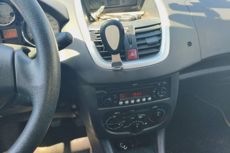 Used Peugeot 207 2011 Hatchback 1.4L Manual Yule Edition Audio And AC Panel