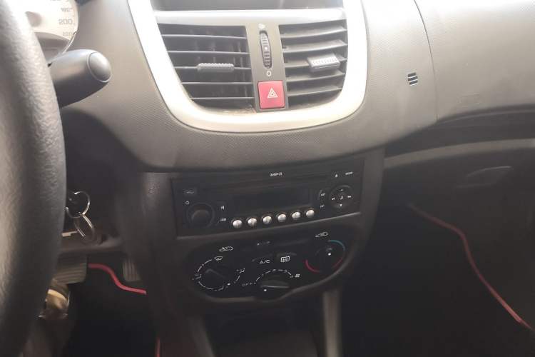Used Peugeot 207 2011 Sedan 1.4L Manual Yule Edition Audio And AC Panel