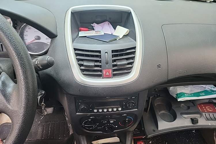 Used Peugeot 207 2011 Hatchback 1.4L Manual Yule Edition Audio And AC Panel