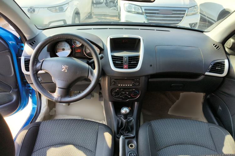 Used Peugeot 207 2011 Hatchback 1.4L Manual Yule Edition Center Console