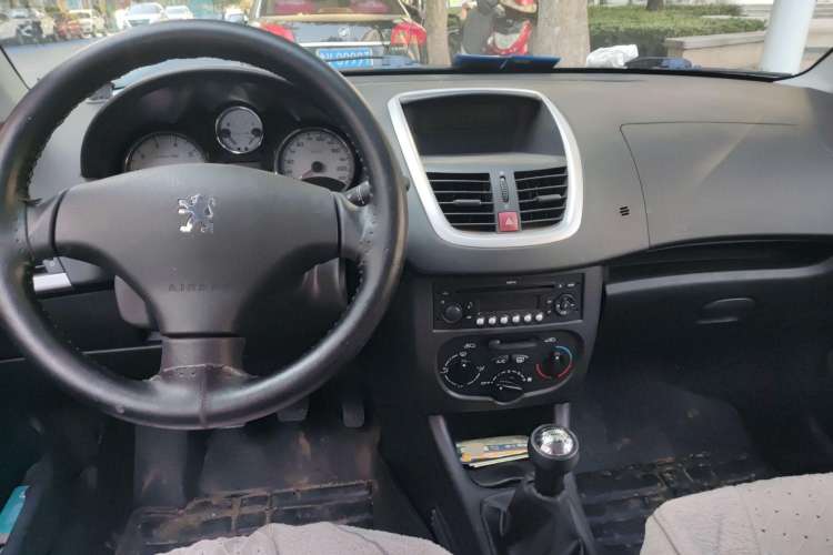 Used Peugeot 207 2011 Hatchback 1.4L Manual Yule Edition Center Console